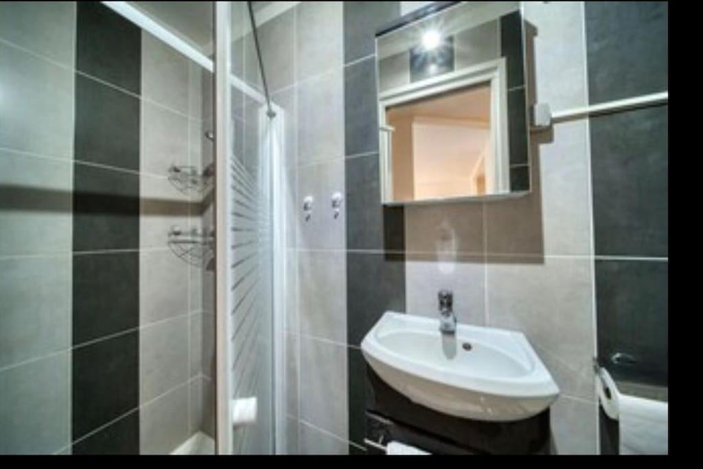 Ferienwohnung Bel Apt Centre Menton Centre Proche Casino Exterior foto